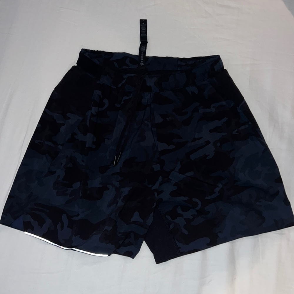 Lululemon Mens Surge Short Blue Camo Small